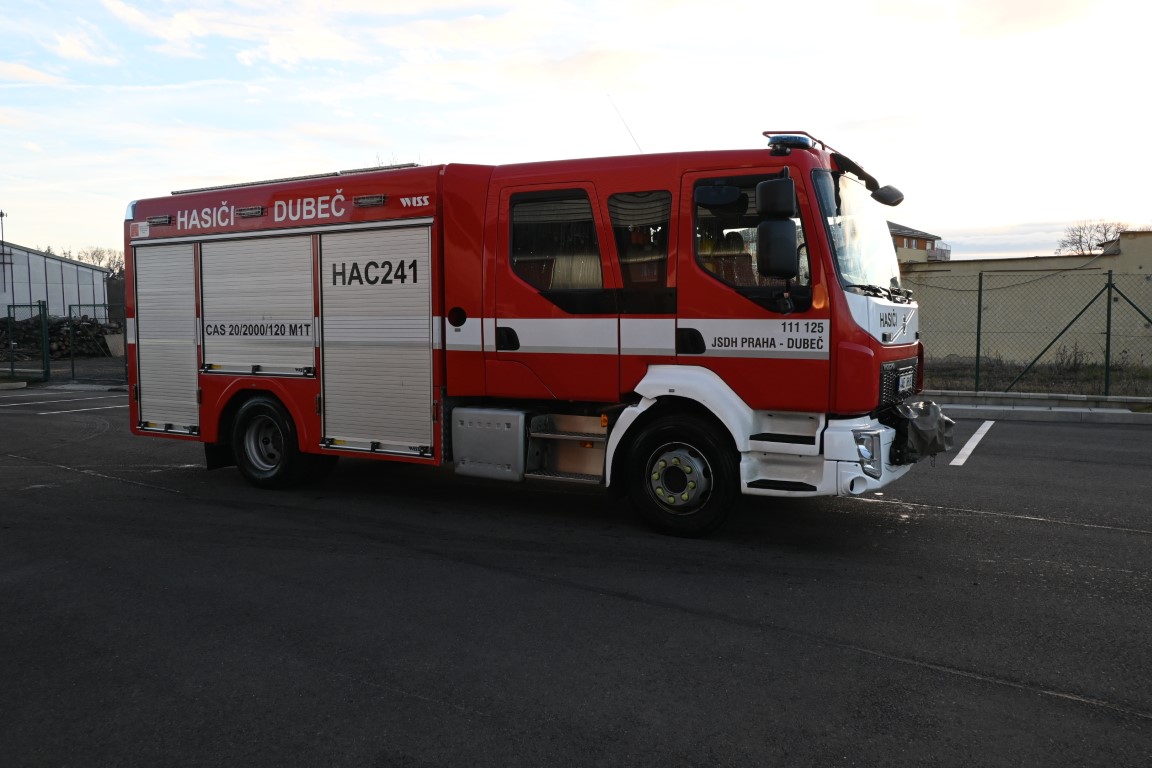 Cisterna CAS 20 Volvo SDH Praha-Dubeč