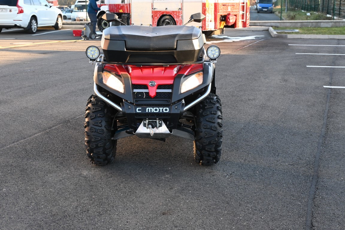 Čtyřkolka CFMOTO CF800-2